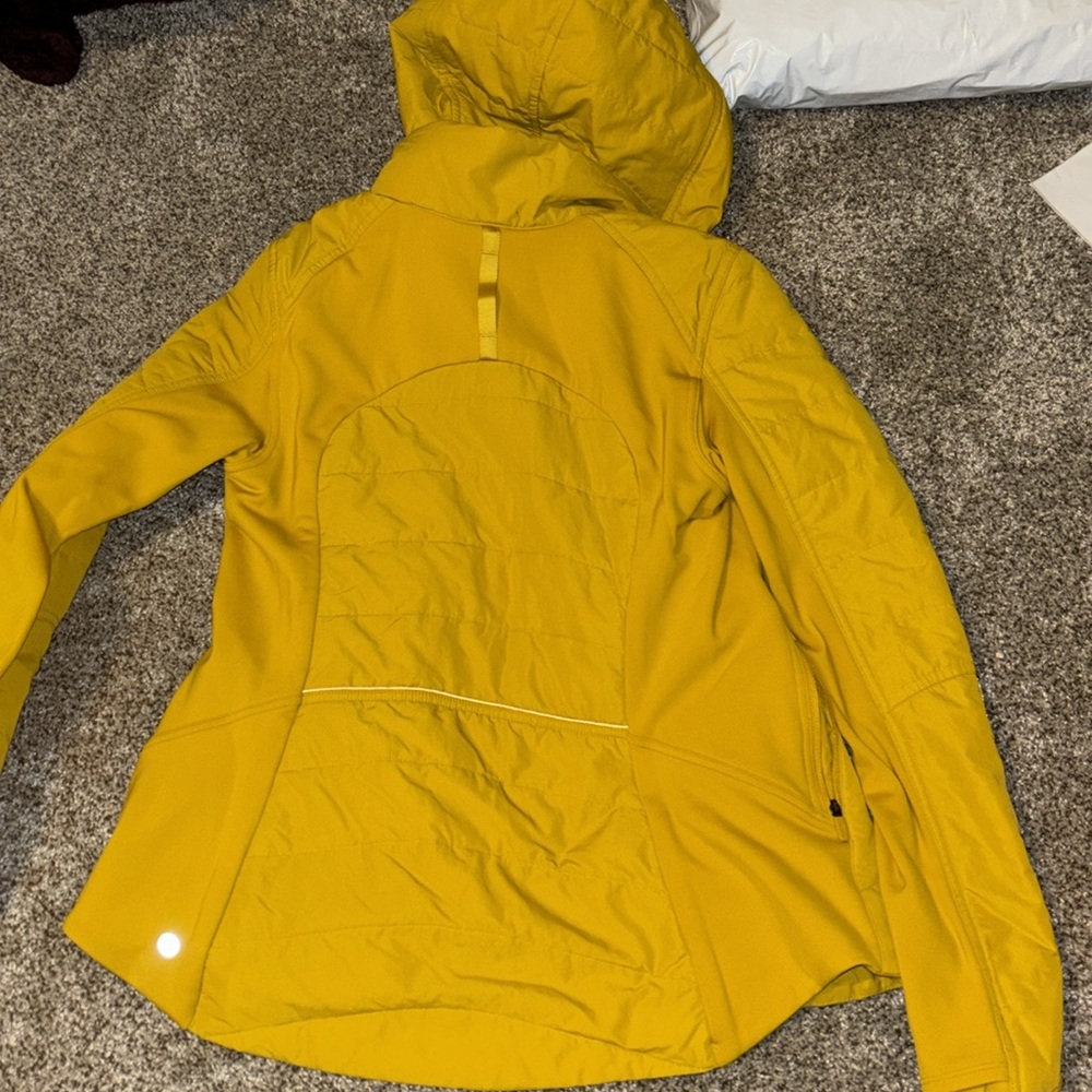 Lululemon Winter/Fall Jacket - image 5